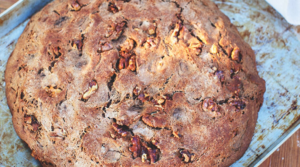 Pane alle castagne, noci e farina di farro