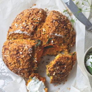 Pane veloce al kefir con erbe e curcuma: senza lievito