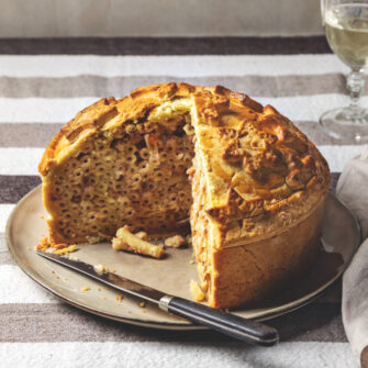 Pasticcio ferrarese in crosta di frolla dolce con tartufo