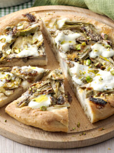 Pizza Di Carciofi Con La Burrata
