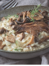 Risotto ai funghi e Camembert in padella