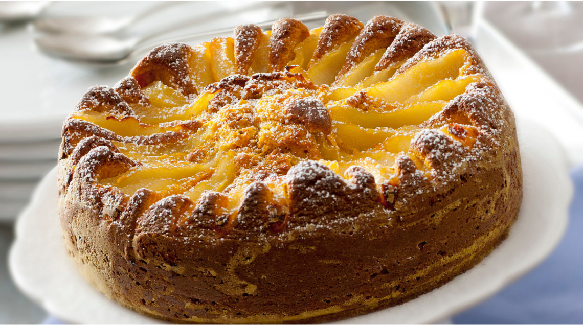 Torta di pere Williams, zucca, vino bianco e cannella