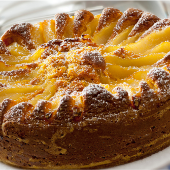Torta di pere Williams, zucca, vino bianco e cannella