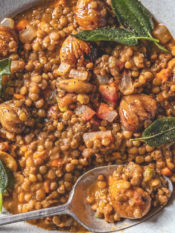 Zuppa di lenticchie e castagne arrostite