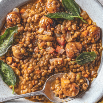 Zuppa di lenticchie e castagne arrostite
