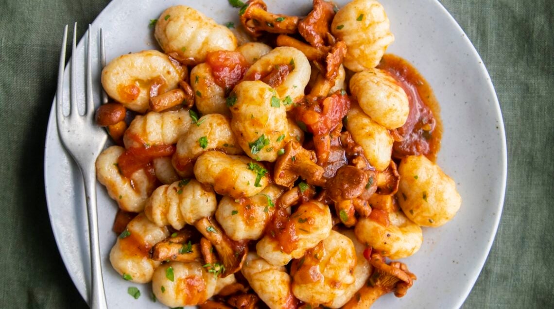 Gnocchi di patate con gallinacci