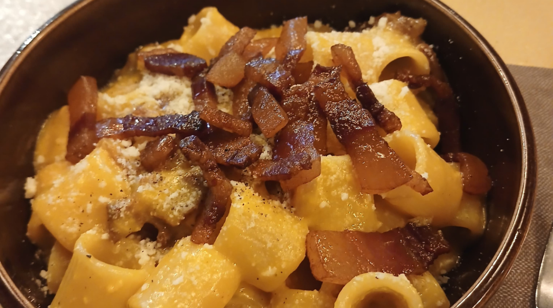 rigatone alla carbonara